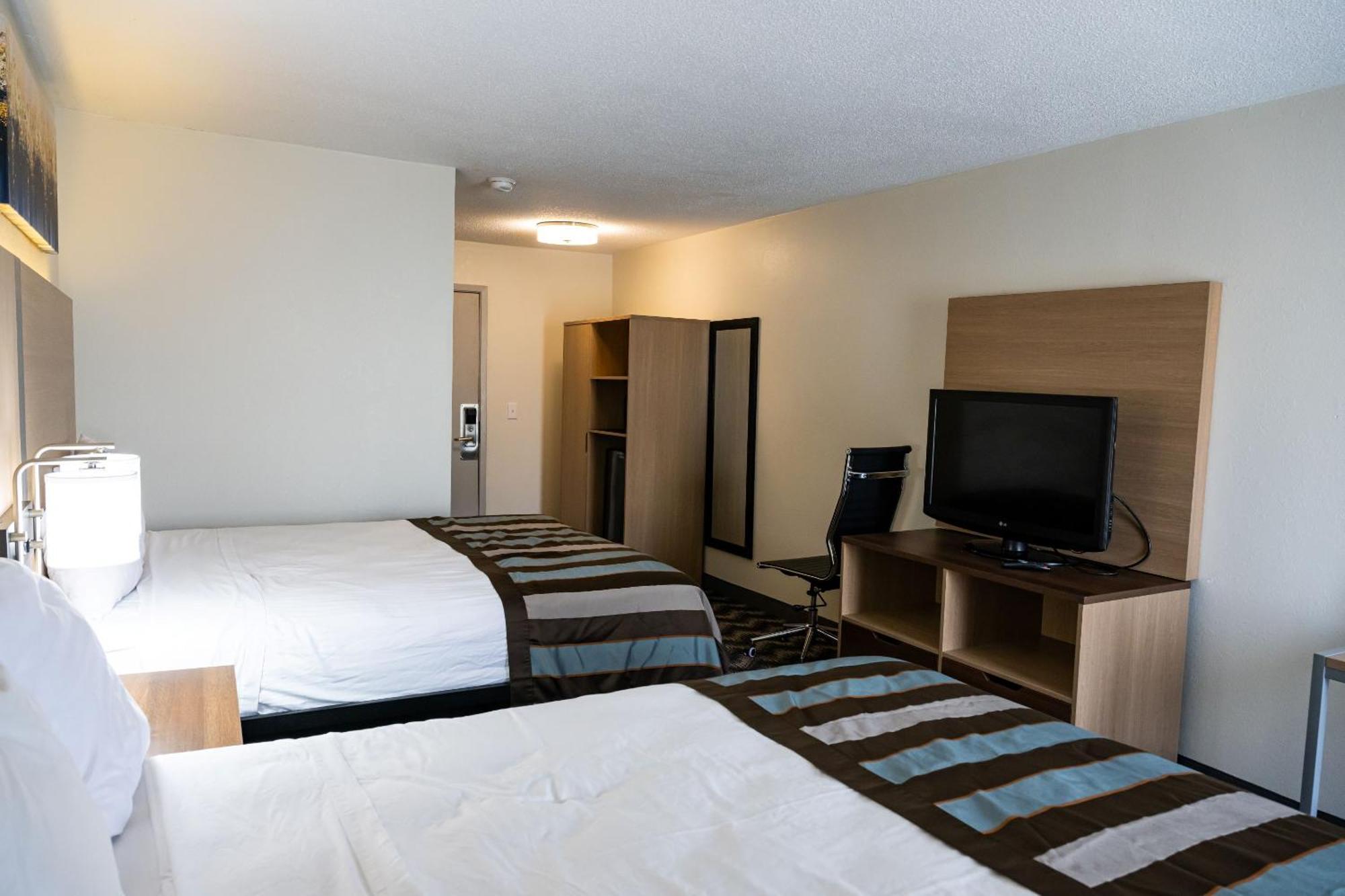 Baymont By Wyndham Greensboro/Coliseum Kültér fotó